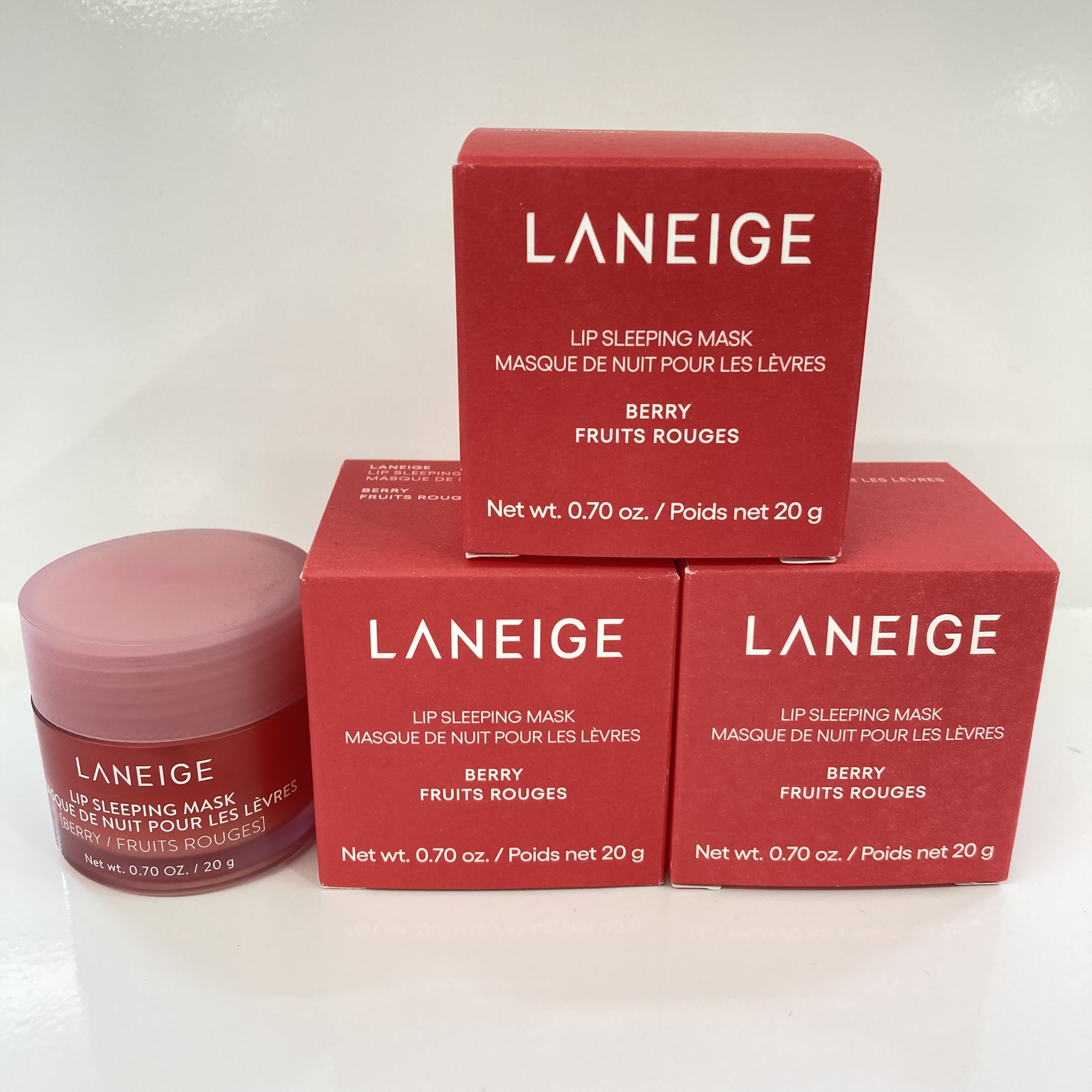 【ハンズビーリヴィンオズ大泉】寝る前専用のナイトリップクリーム